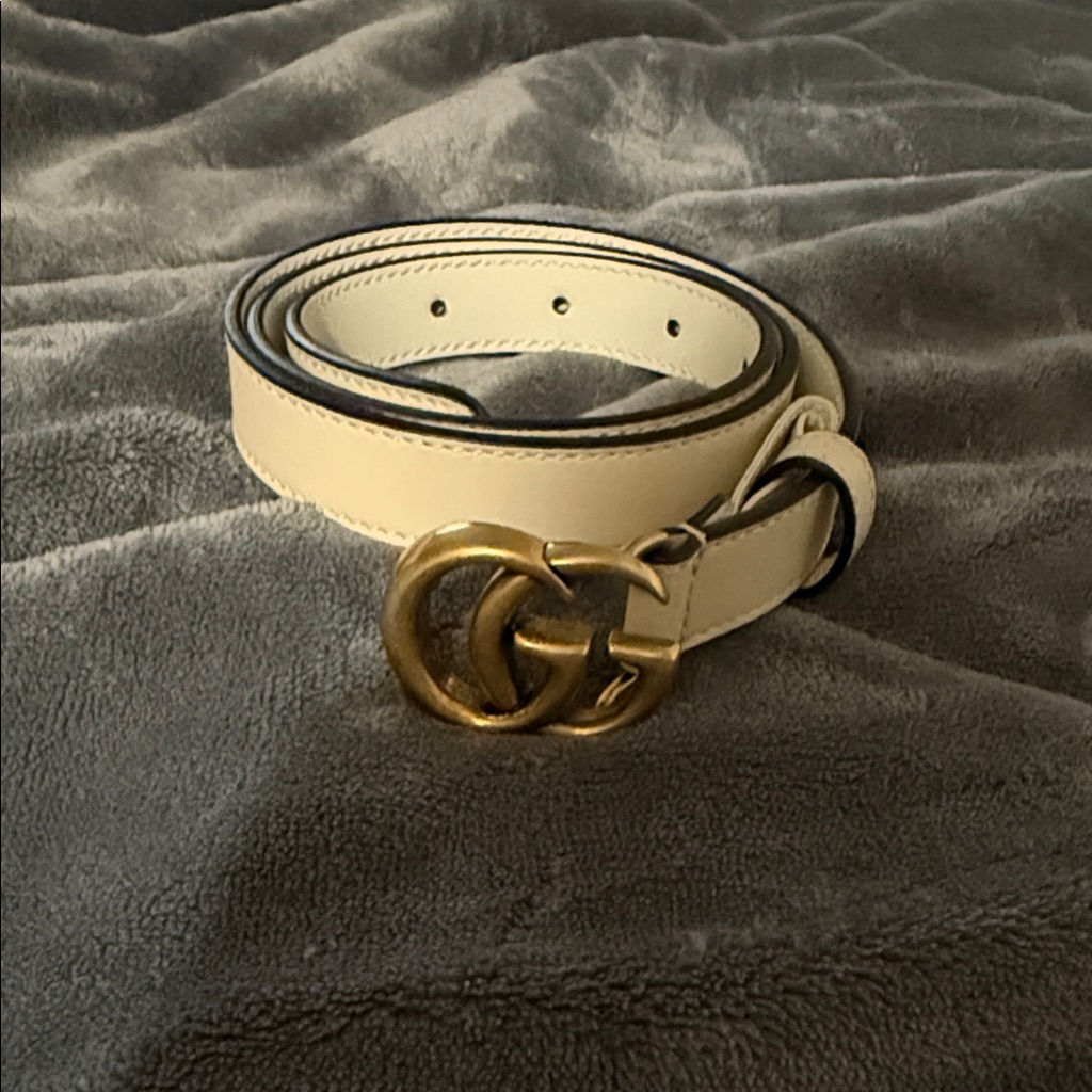 Gucci Marmont Thin Belt In White Leather